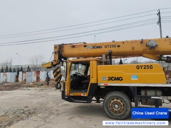 Buy XCMG QY20G Used Crane / 1